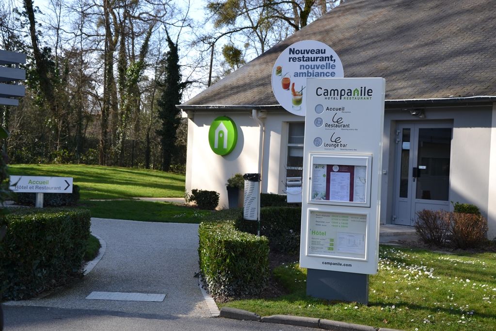 Hotel Campanile Orleans - La Source Exterior foto